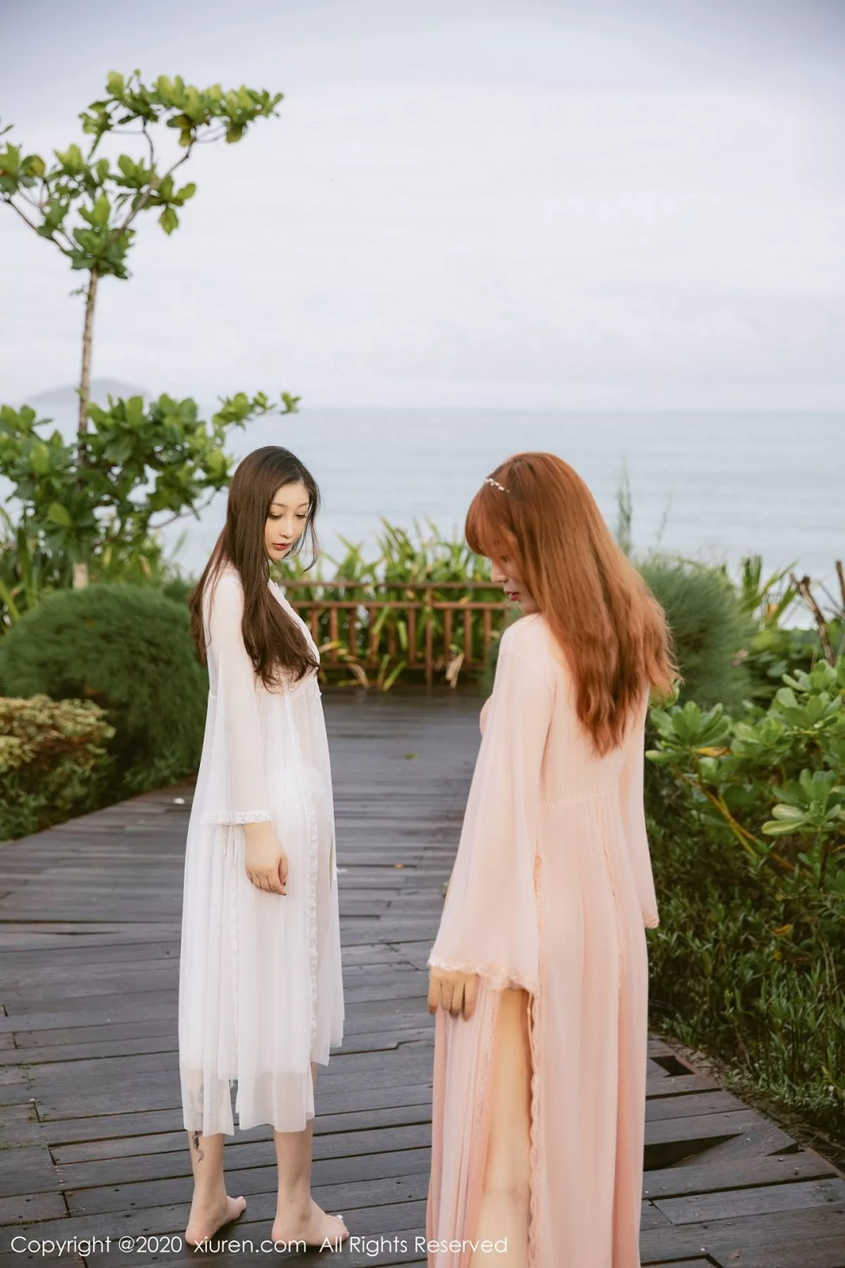 秀人集.com_[XiuRen秀人网]No.2444_两大女神王雨纯与妲己_Toxic三亚旅拍合集户外情趣内衣诱惑写真55P