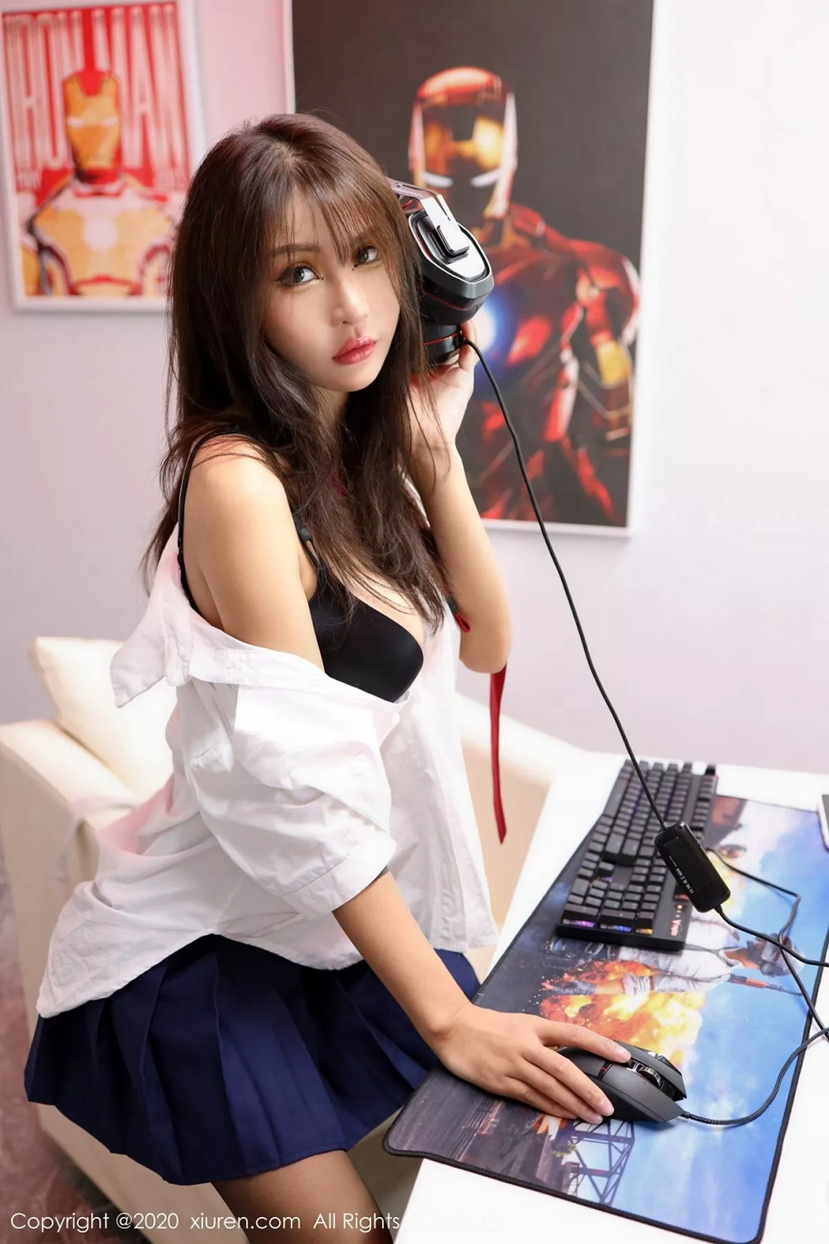 秀人集.com_[XiuRen秀人网]No.2461_嫩模Emily顾奈奈不良校花网瘾少女主题开档黑丝裤袜魅惑写真90P