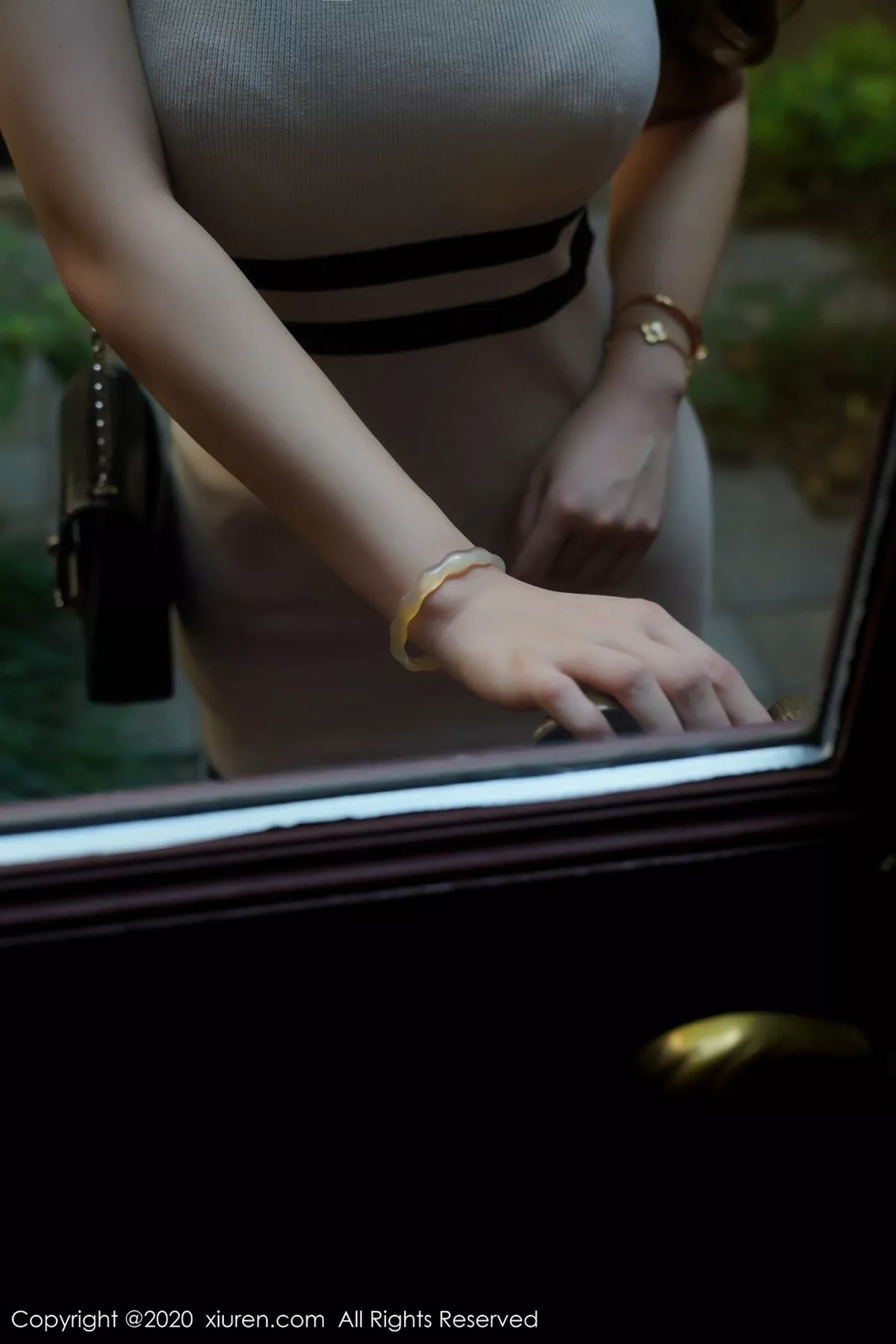 秀人集.com_[XiuRen秀人网]No.2465_女神Egg_尤妮丝私房性感内衣配黑丝袜秀丰乳肥臀极致诱惑写真68P