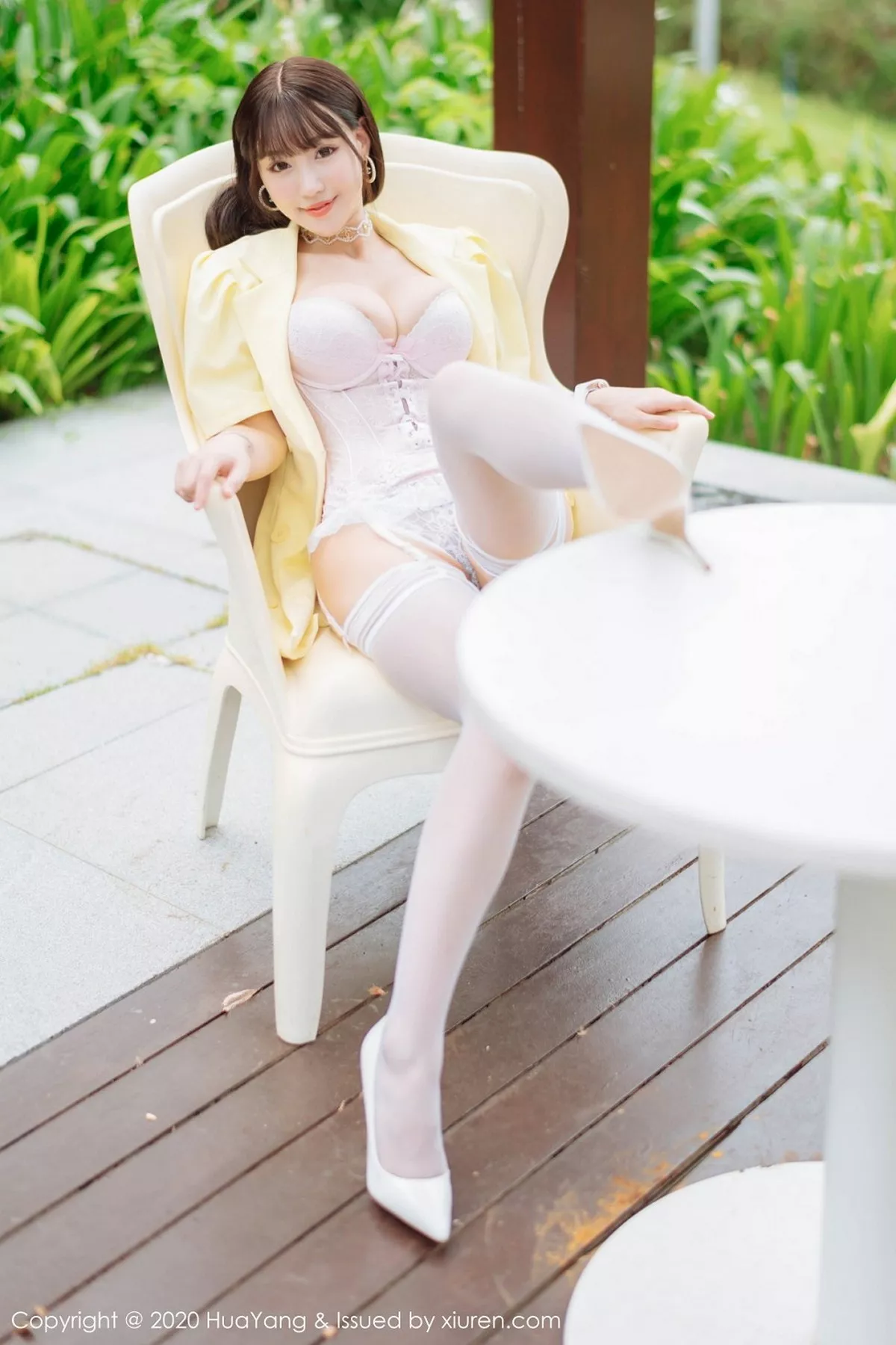 秀人集.com_[HuaYang花漾]Vol.261_女神朱可儿Flower三亚旅拍情趣内衣配蕾丝吊袜惹火诱惑写真53P