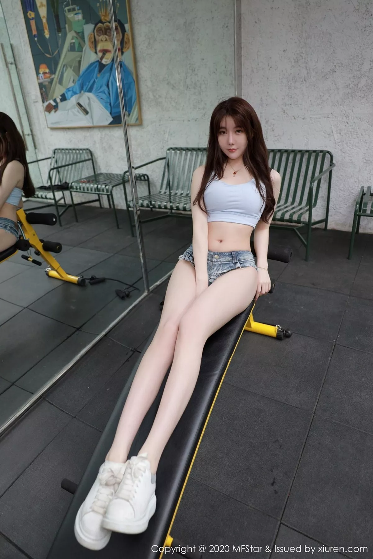 秀人集.com_[MFStar模范学院]Vol.354_嫩模薛琪琪sandy大理旅拍健身房齐逼牛仔裤撩人诱惑写真47P