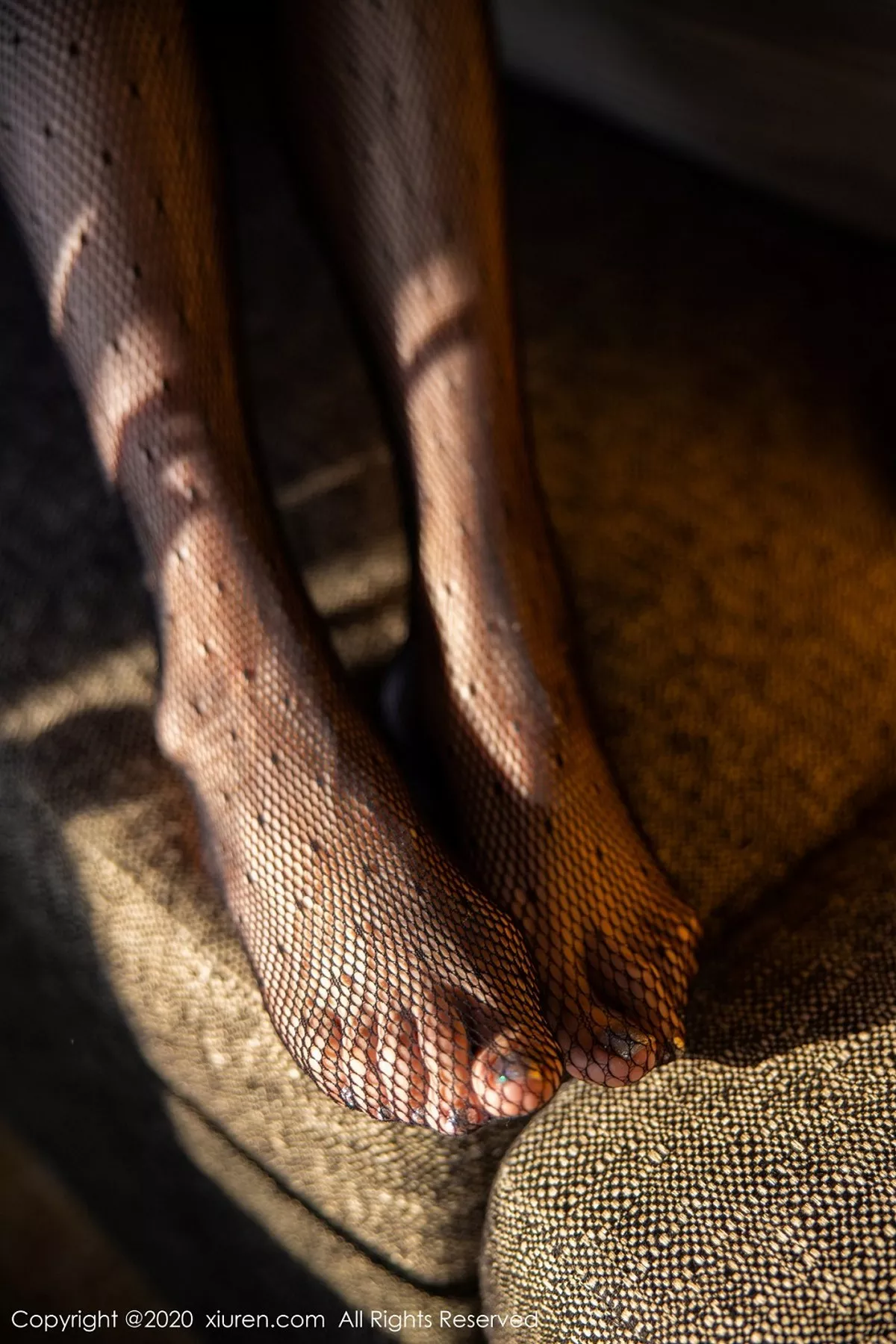 秀人集.com_[XiuRen秀人网]No.2378_嫩模梦心月澳门心愿旅拍白衬衣配黑皮裙半脱秀高挑身材诱惑写真100P