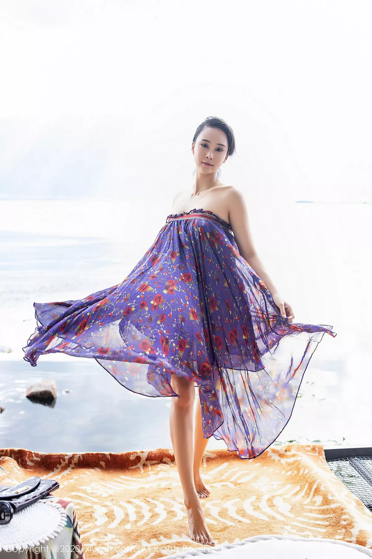 秀人集.com_[XiuRen秀人网]No.2544_嫩模蓝夏Akasha户外紫色花衣配紫丝裤袜秀美腿玉足诱惑写真49P