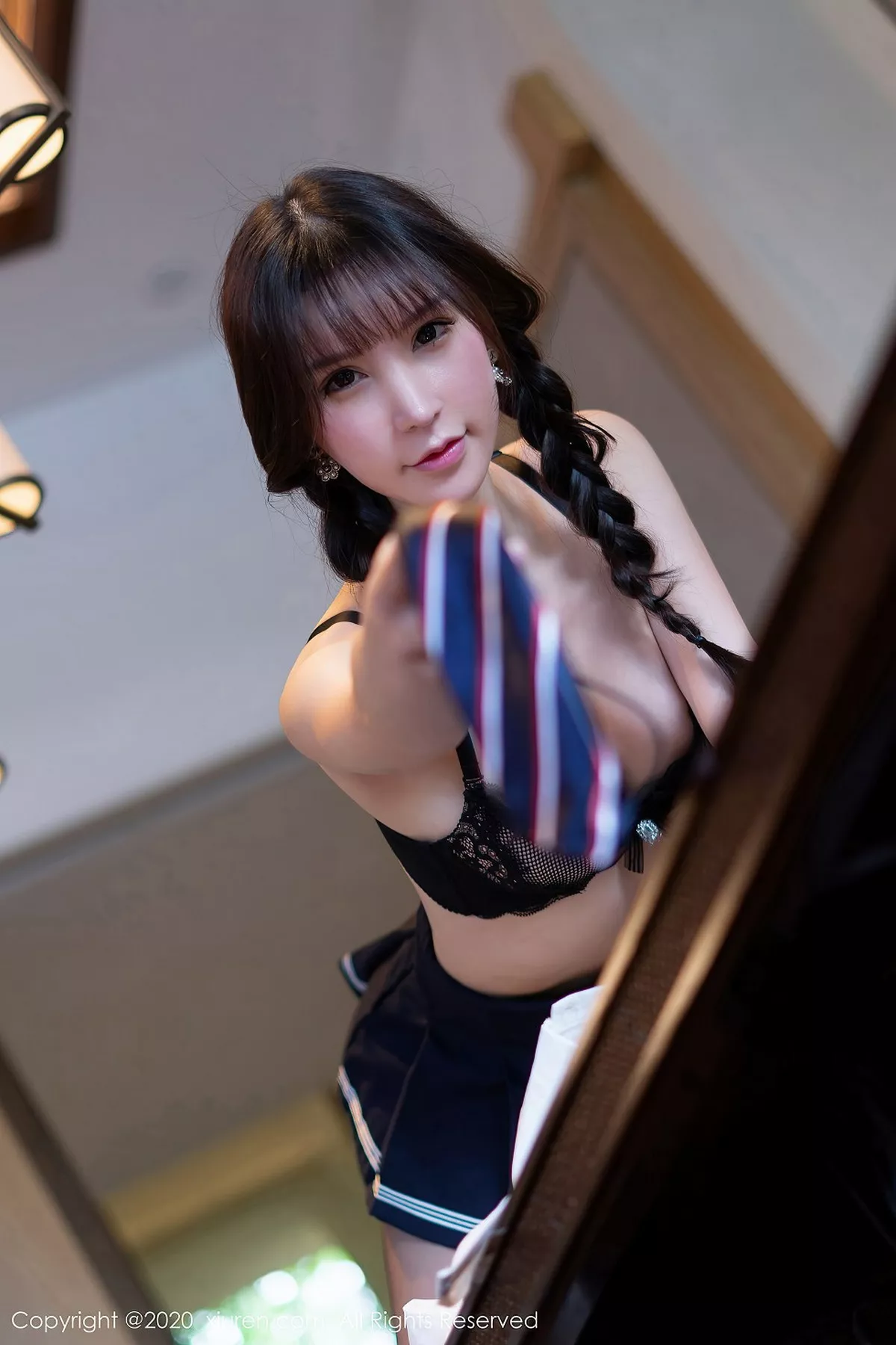 秀人集.com_[XiuRen秀人网]No.2559_女神周于希Sandy西双版纳旅拍JK制服半脱露开档黑丝裤袜诱惑写真80P