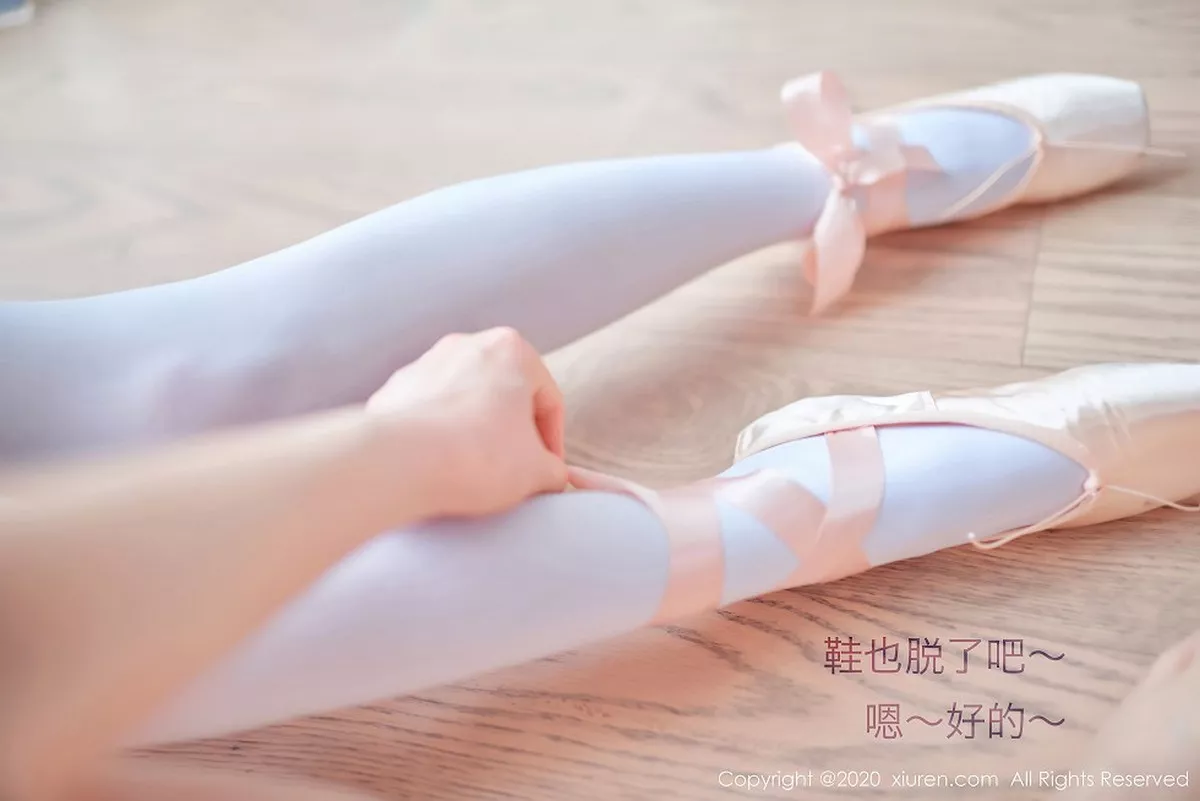 秀人集.com_[XiuRen秀人网]No.2560_嫩模白露小猪私房白色芭蕾练功服无内秀火辣身材极致诱惑写真41P