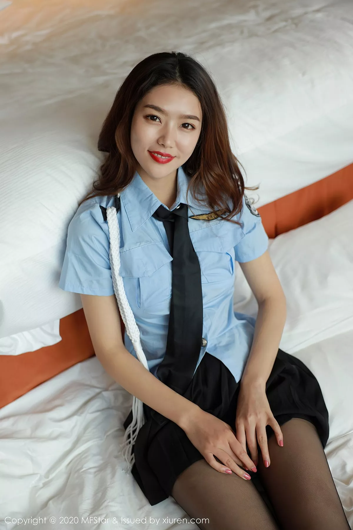 秀人集.com_[MFStar模范学院]Vol.388_嫩模方子萱飒爽职业制服配黑丝裤袜秀高挑身材诱惑写真76P