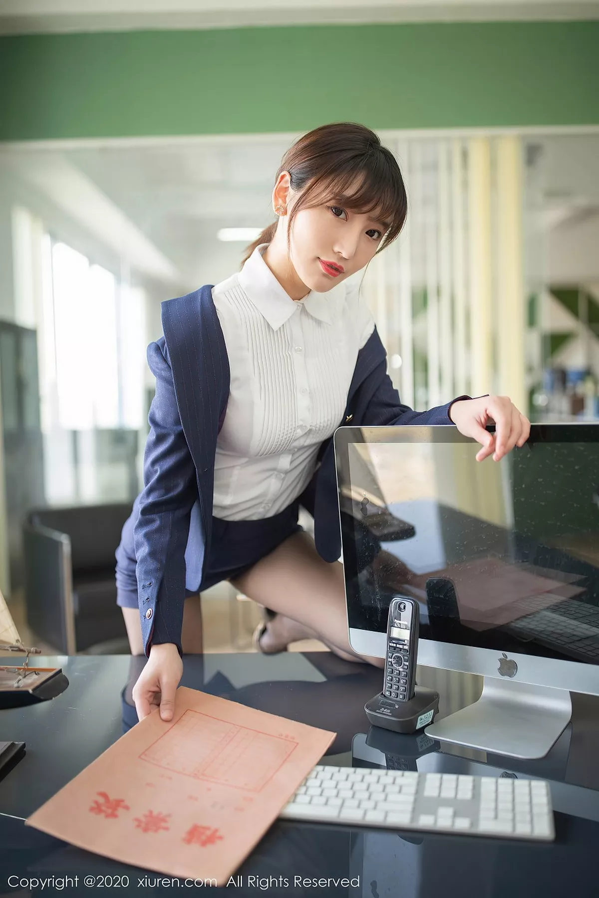 秀人集.com_[XiuRen秀人网]No.2577_嫩模陆萱萱职场boss办公室主题开档黑丝裤袜秀翘臀惹火诱惑写真76P