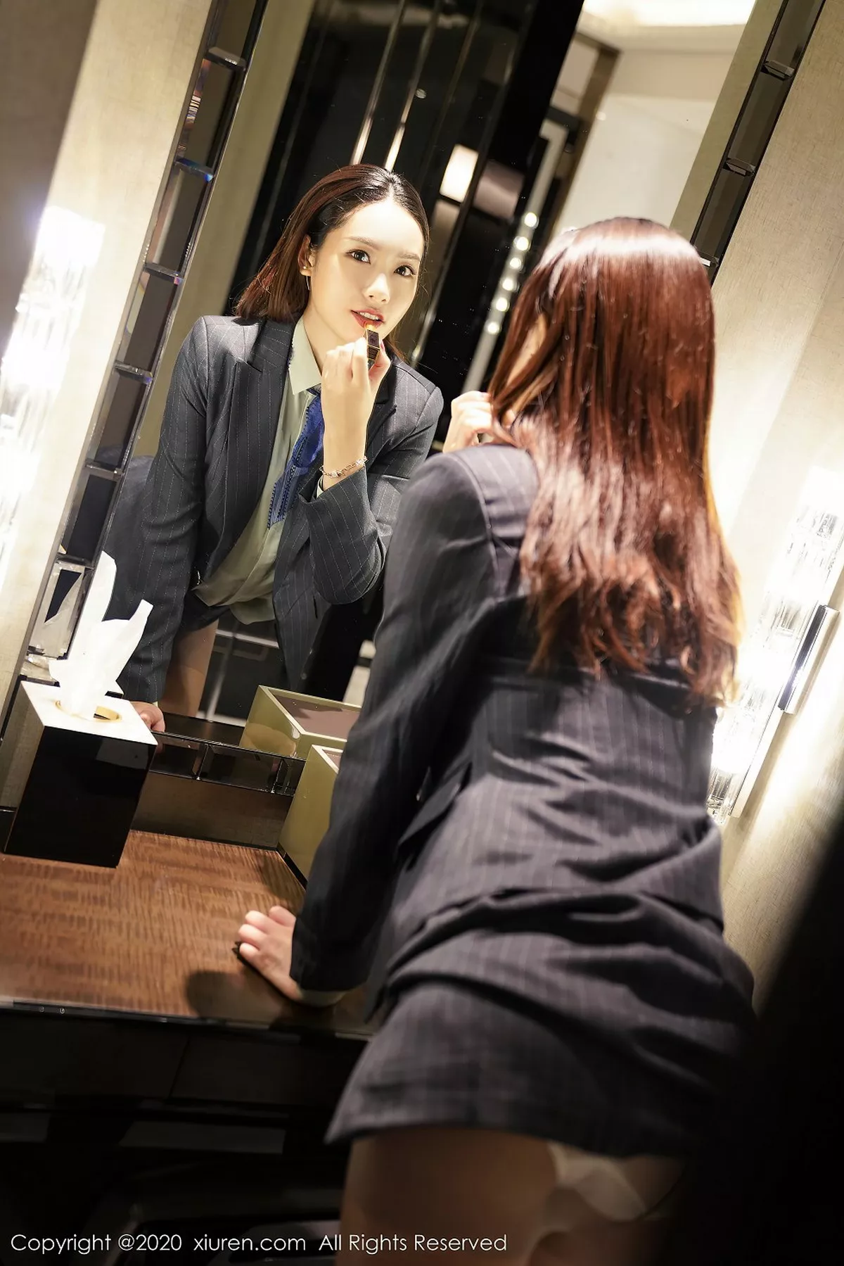 秀人集.com_[XiuRen秀人网]No.2579_嫩模方子萱职场秘书OL制服主题半脱露性感内衣肉丝裤袜诱惑写真96P