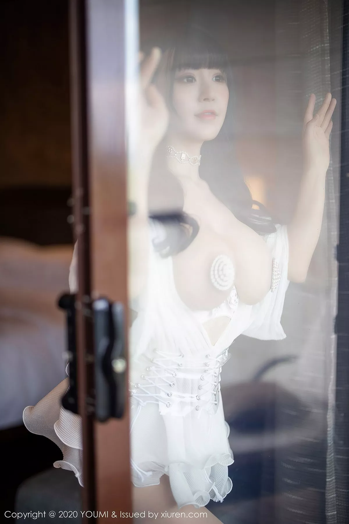 秀人集.com_[YouMi尤蜜荟]Vol.532_女神甜甜可儿西双版纳旅拍私房血滴子情趣内衣露豪乳诱惑写真58P