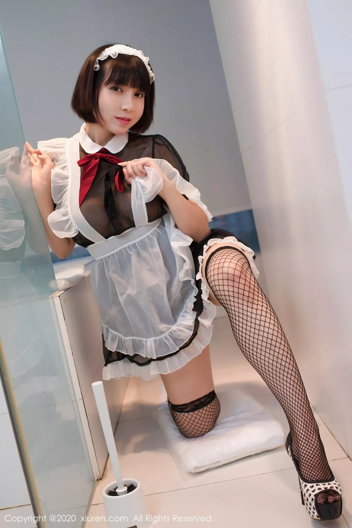 秀人集.com_[XiuRen秀人网]No.2494_大美妞安妮斯朵拉Ann私房黑色女仆装配黑丝渔网极致魅惑写真55P