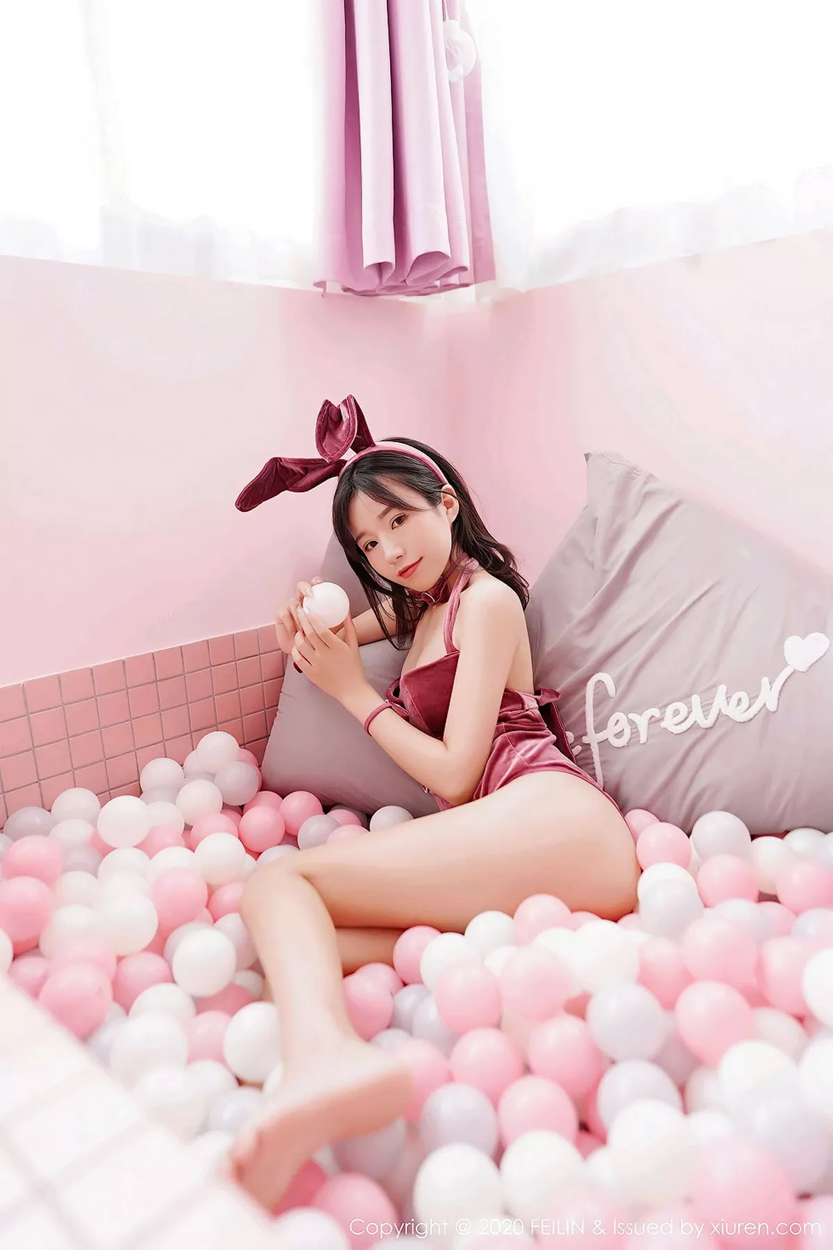 秀人集.com_[FeiLin嗲囡囡]VOL.339_嫩模仓井优香私房俏皮猫耳装+性感黑色内衣极致魅惑写真43P