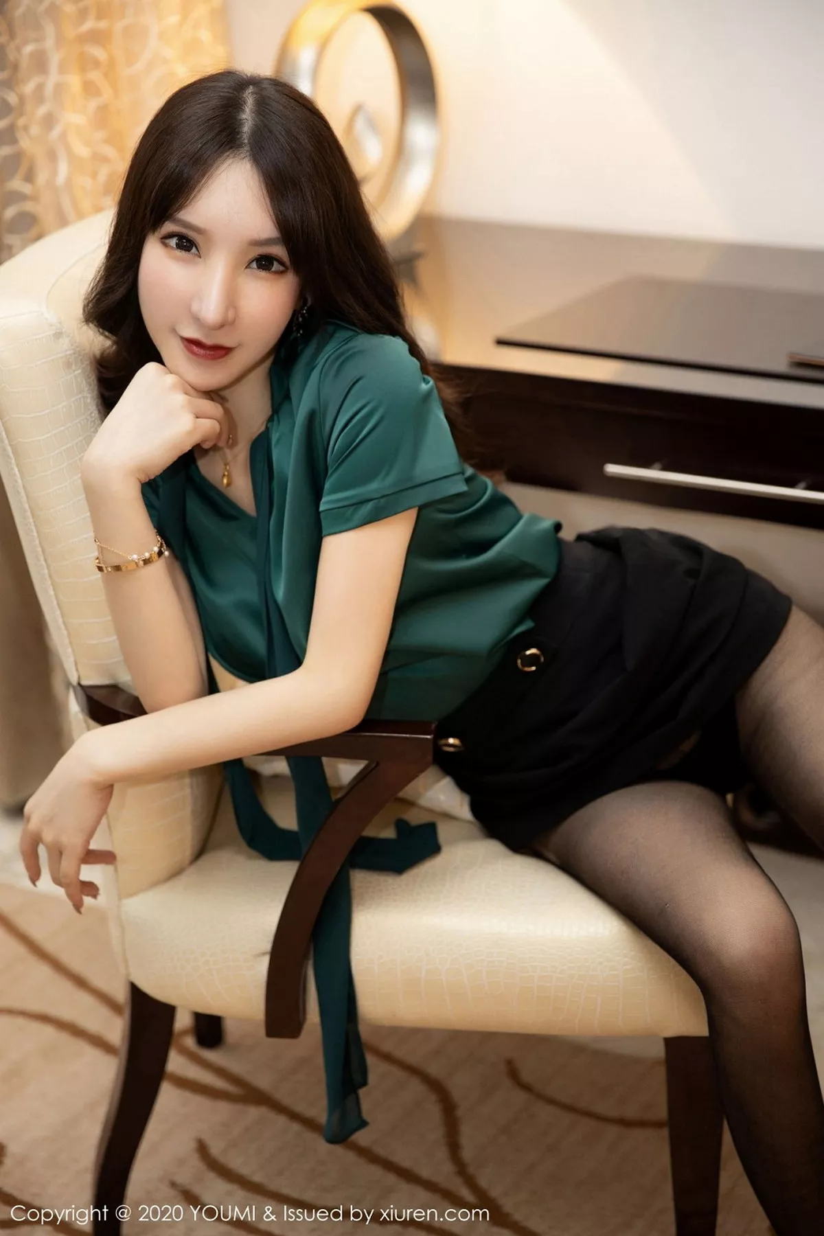 秀人集.com_[YouMi尤蜜荟]Vol.519_女神周于希Sandy三亚旅拍魅惑黑色内衣配黑丝裤袜极致诱惑写真64P