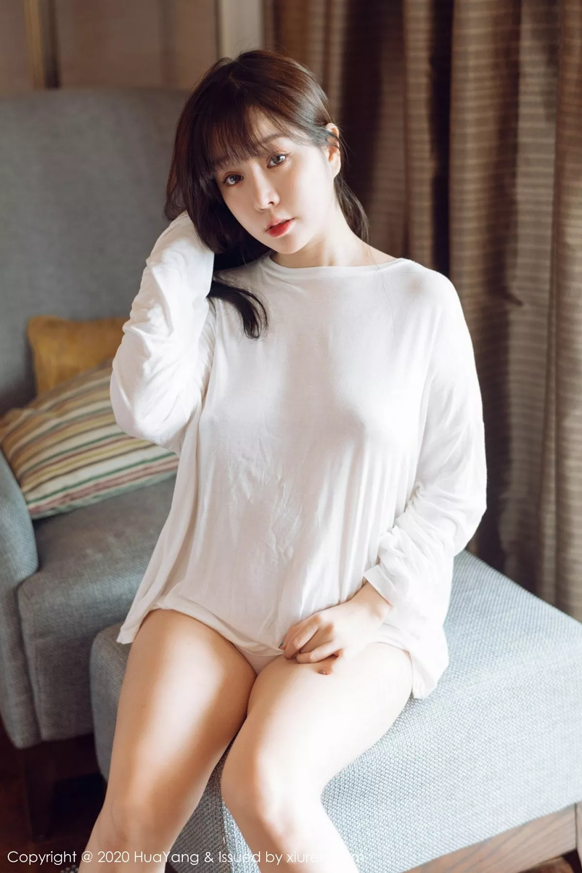 秀人集.com_[HuaYang花漾]Vol.306_女神王雨纯西双版纳旅拍居家风轻透服饰配粉色内裤诱惑写真62P