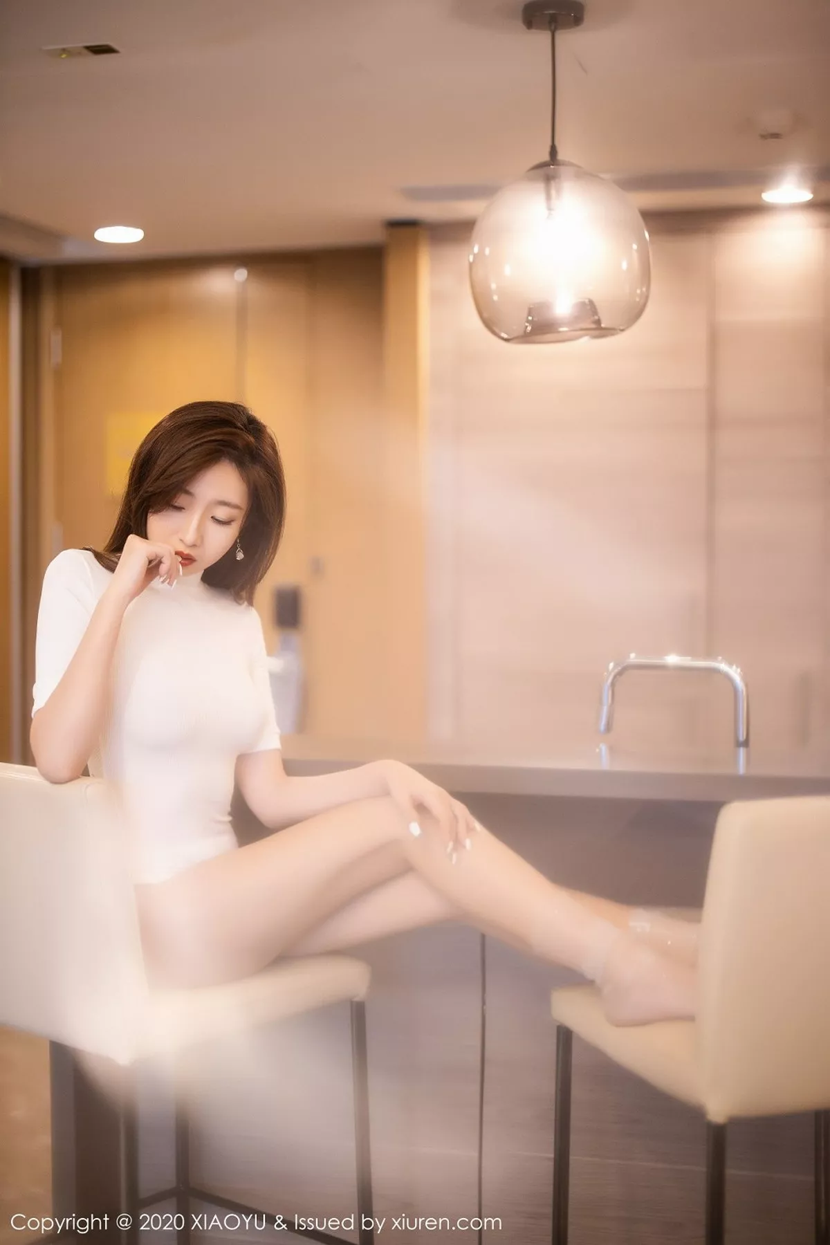 秀人集.com_[XiaoYu画语界]Vol.389_嫩模安琪Yee私房白色高叉连体衣配薄透丝袜秀美腿性感写真88P