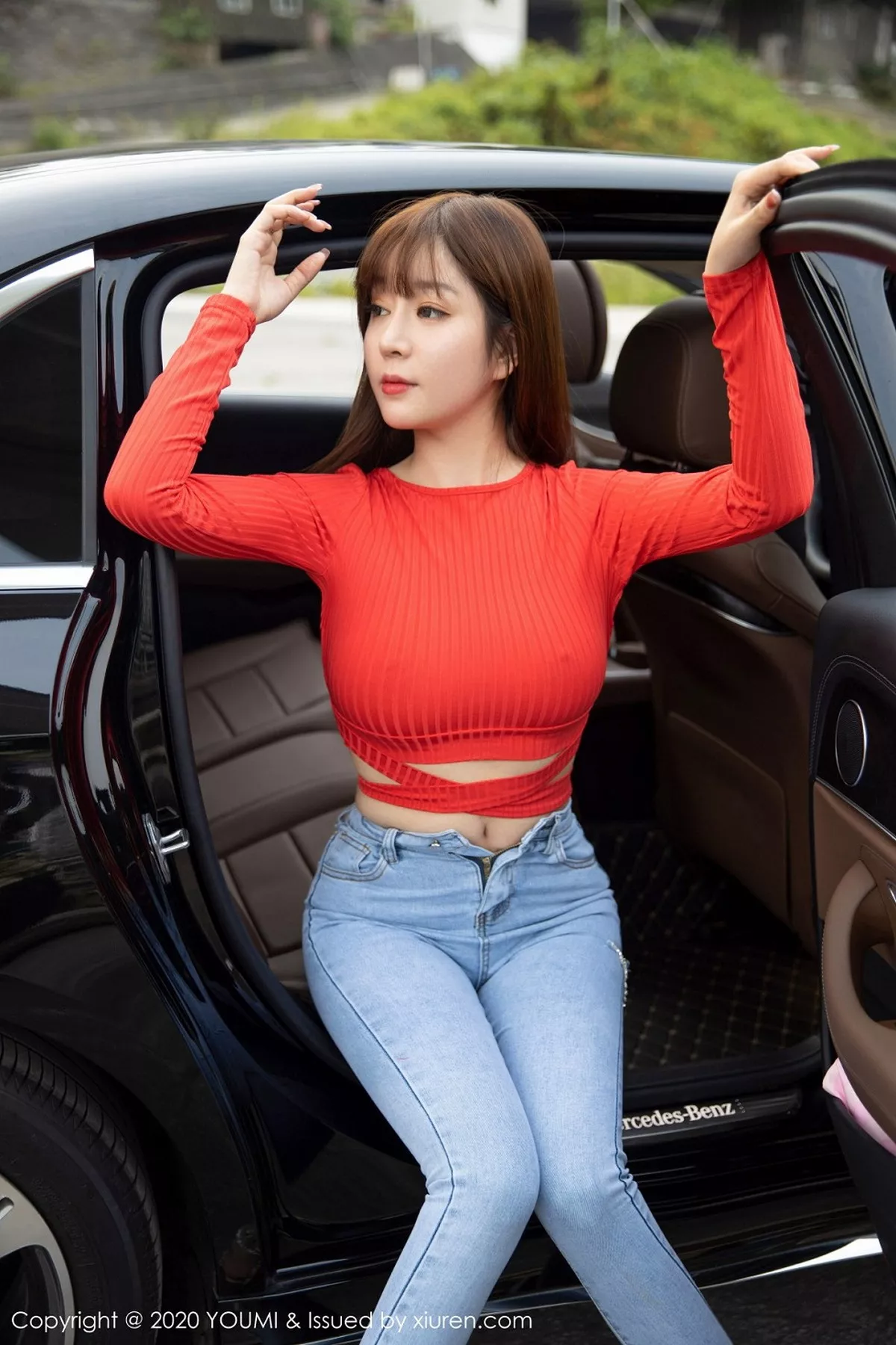 秀人集.com_[YouMi尤蜜荟]Vol.545_女神王雨纯香车美人车拍主题无内肉丝裤袜秀翘臀诱惑写真50P