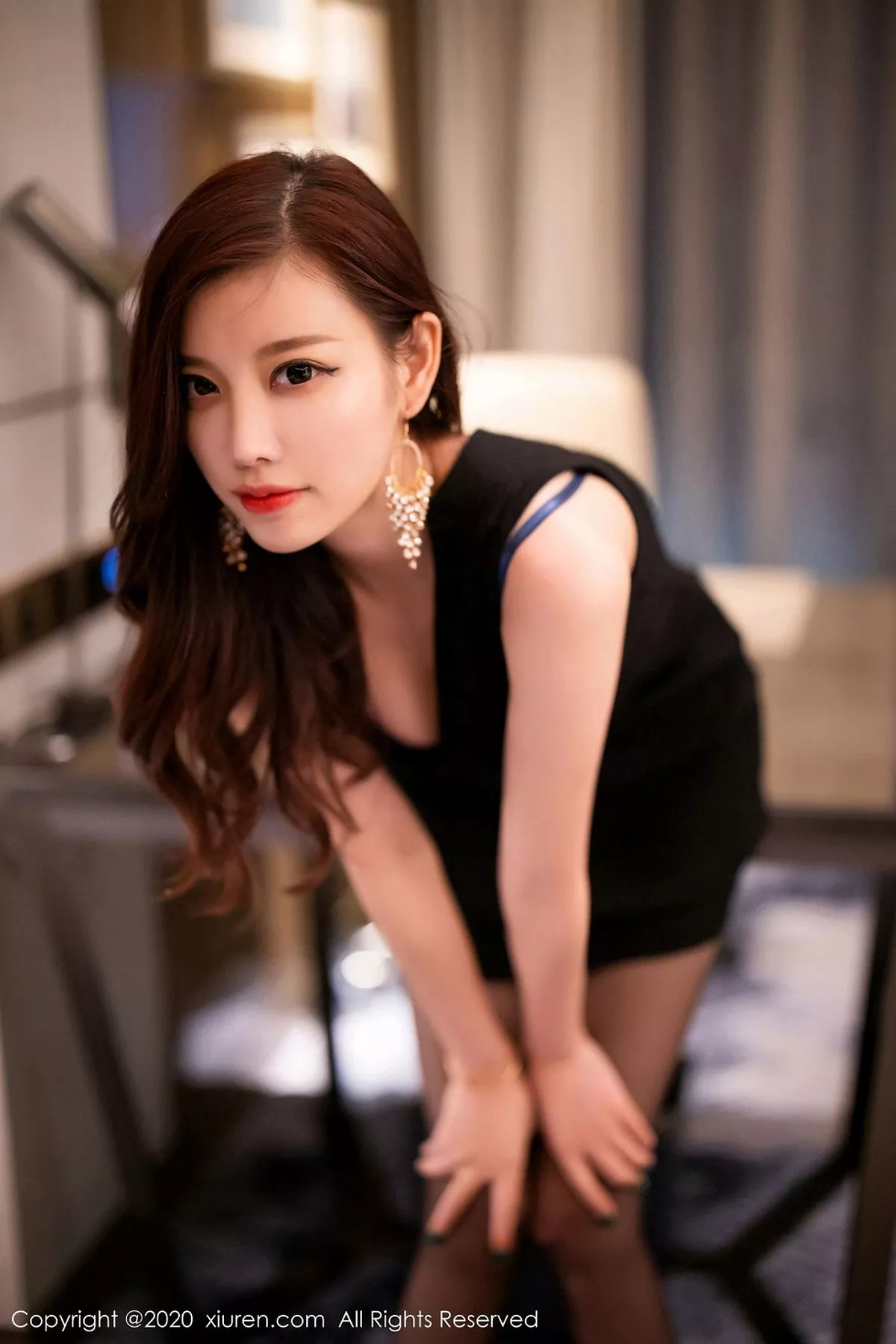 秀人集.com_[XiuRen秀人网]No.2704_女神杨晨晨sugar私房床上性感黑色内衣配开档黑丝裤袜诱惑写真94P