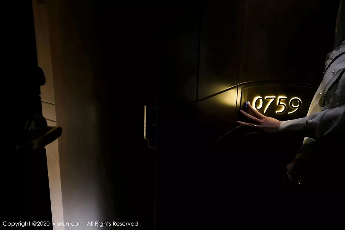 秀人集.com_[XiuRen秀人网]No.2722_嫩模周于希买醉剧情主题大尺度全脱秀诱人胴体极致诱惑写真138P