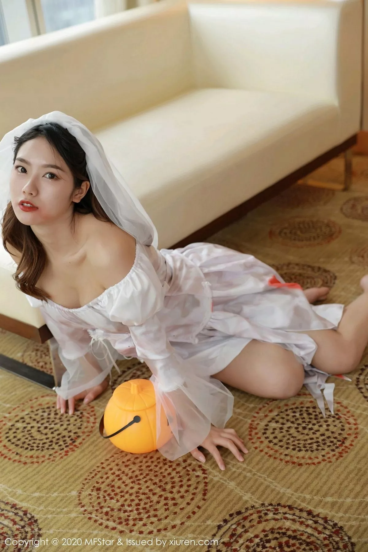秀人集.com_[MFStar模范学院]Vol.408_嫩模方子萱万圣节鬼新娘主题撩裙露蕾丝内裤诱惑写真61P