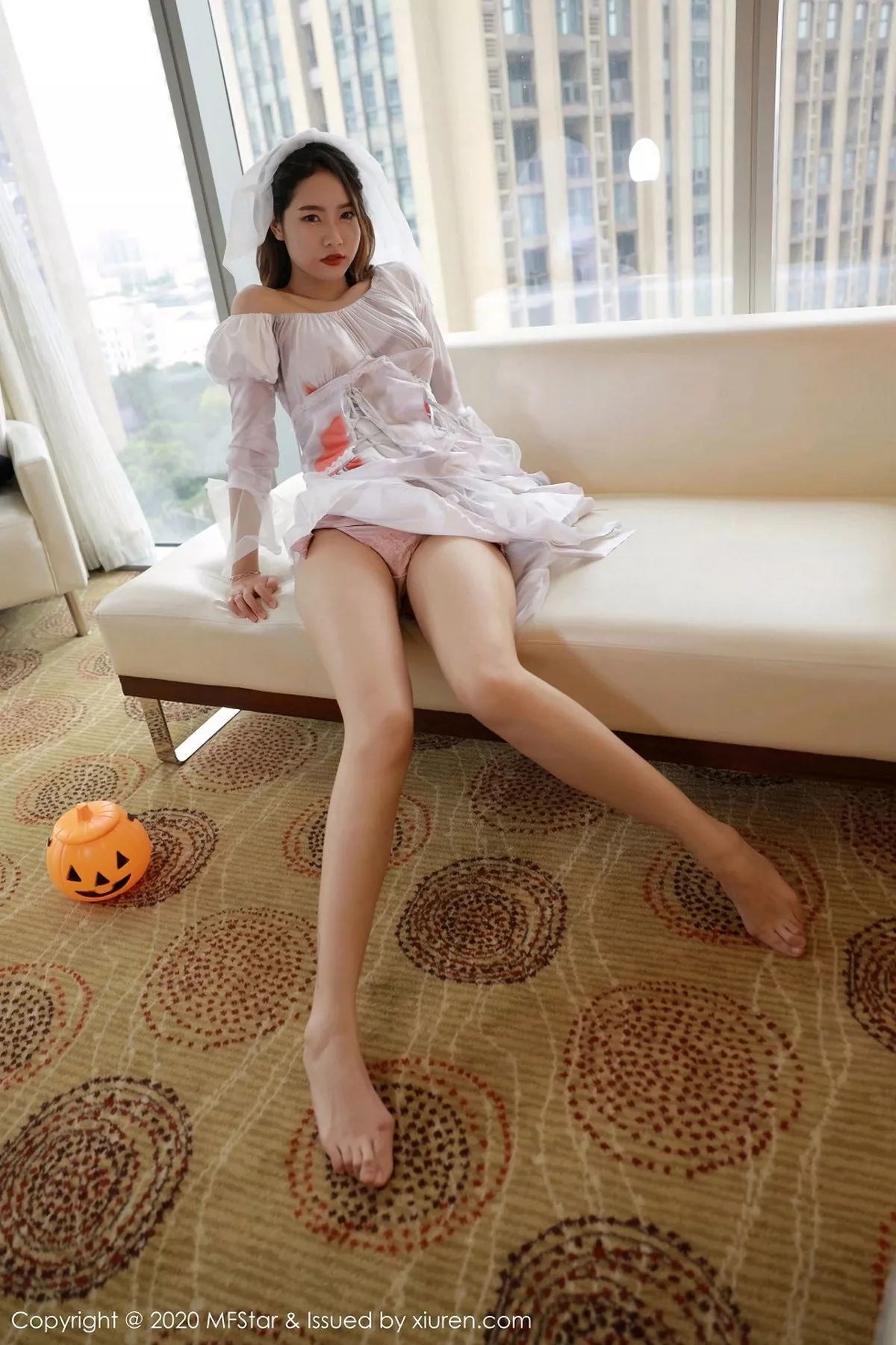 秀人集.com_[MFStar模范学院]Vol.408_嫩模方子萱万圣节鬼新娘主题撩裙露蕾丝内裤诱惑写真61P