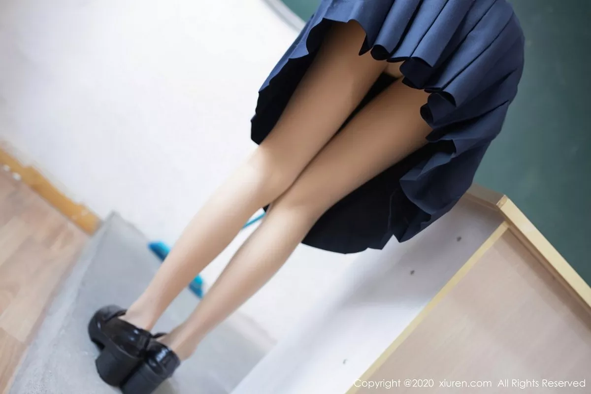 秀人集.com_[XiuRen秀人网]No.2741_嫩模月音瞳教室剧情主题性感内衣配缕空蕾丝内裤极致诱惑写真58P