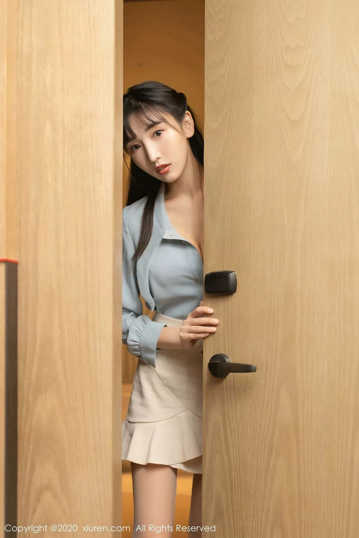 秀人集.com_[XiuRen秀人网]No.2750_嫩模陆萱萱探望导游主题私房半脱露粉色内衣肉丝裤袜诱惑写真76P