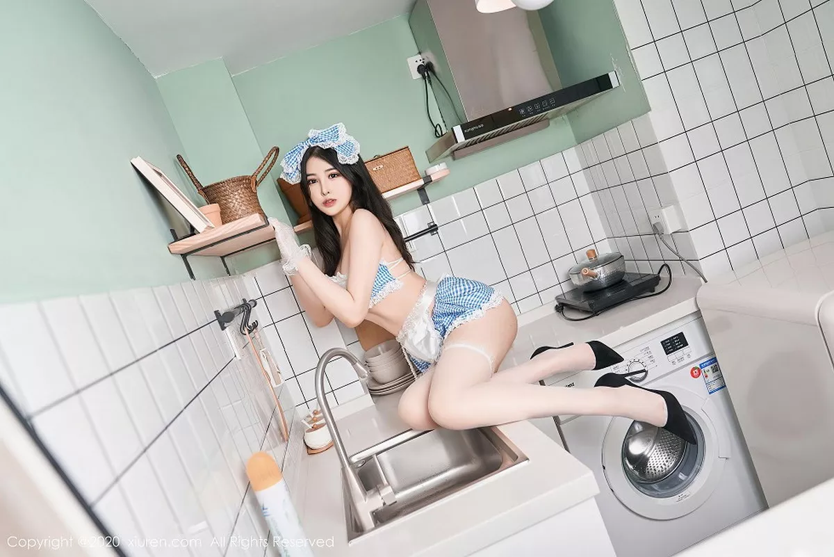 秀人集.com_[XiuRen秀人网]No.2612_嫩模姜贞语私房蓝色格子女仆制服配白丝袜撩人姿势诱惑写真47P
