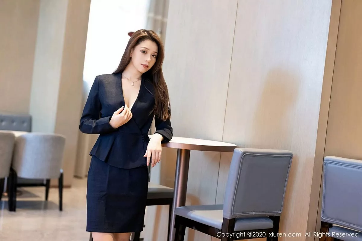 秀人集.com_[XiuRen秀人网]No.2838_嫩模言沫经典职场制服主题半脱露肉色内衣黑丝裤袜迷人诱惑写真58P