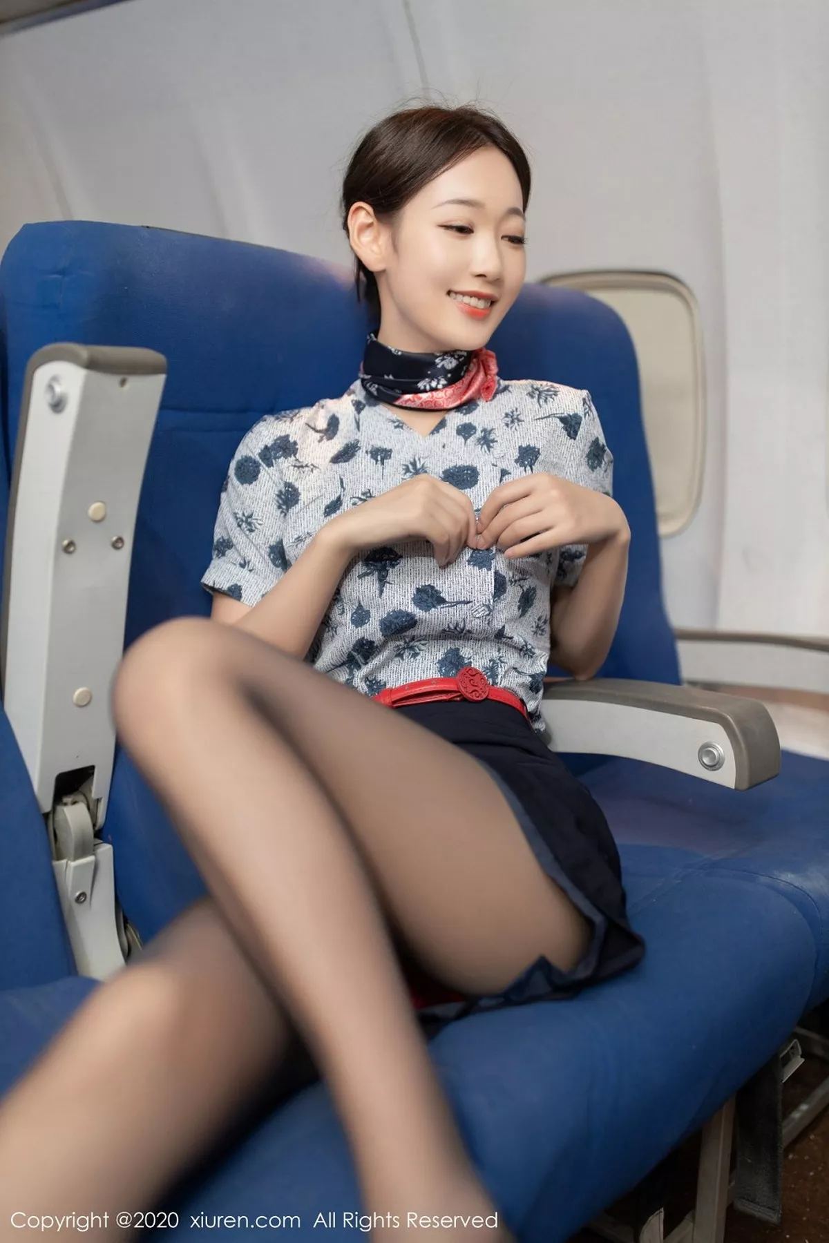 秀人集.com_[XiuRen秀人网]No.2840_嫩模唐安琪空姐下班后主题性感红色内衣配开档黑丝裤袜诱惑写真70P