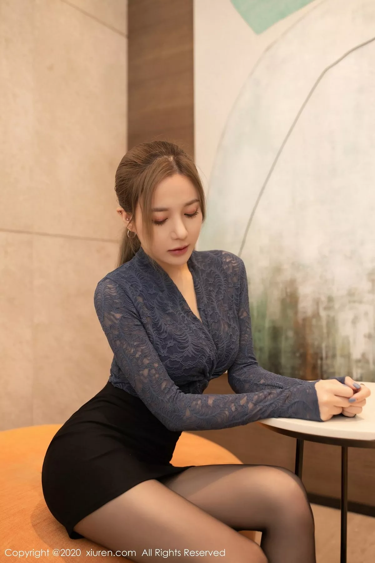 秀人集.com_[XiuRen秀人网]No.2847_嫩模鱼子酱Fish酒店前台误操作主题私房黑色蕾丝内衣诱惑写真68P