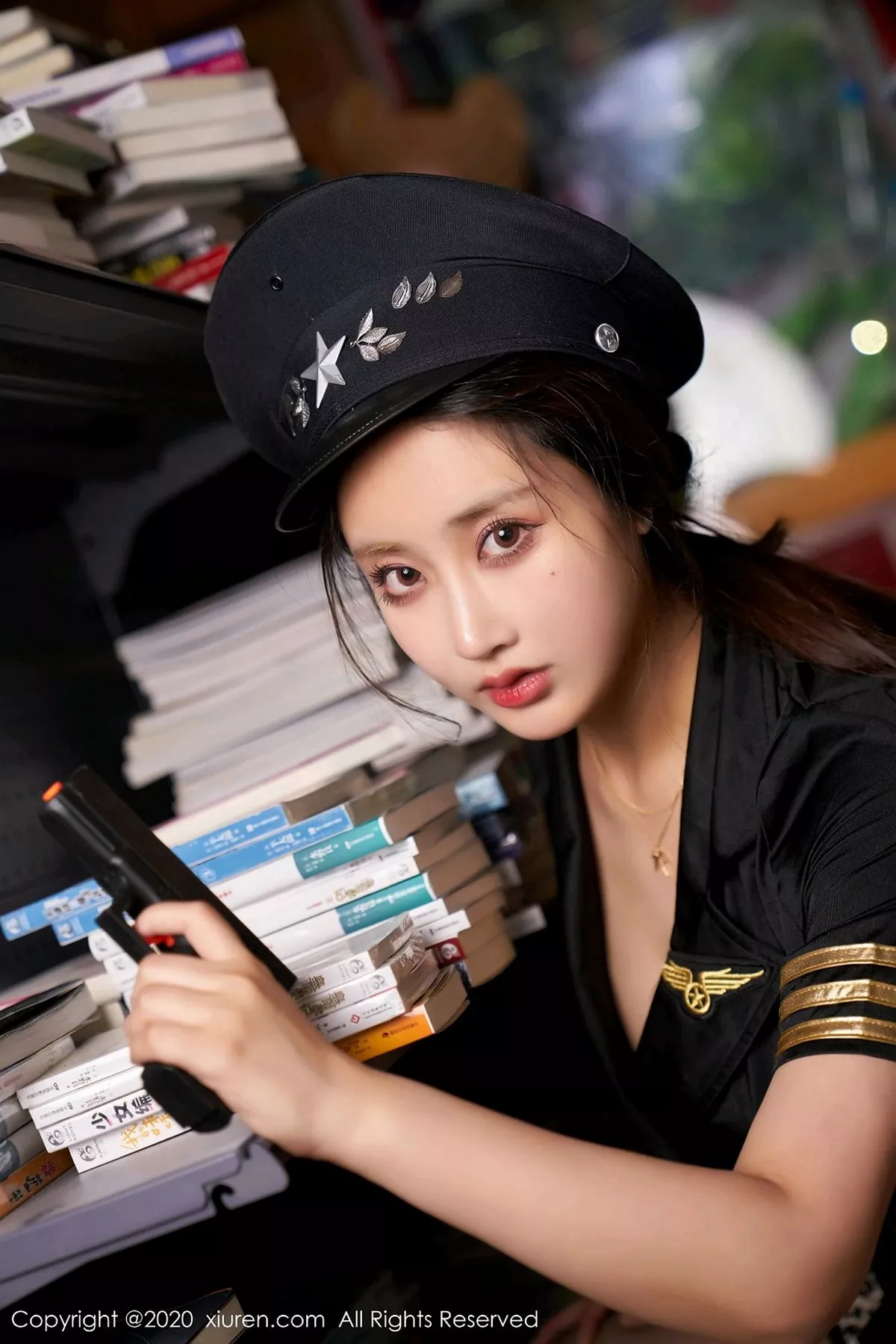 秀人集.com_[XiuRen秀人网]No.2782_嫩模林子欣Freya心愿旅拍女特务剧情性感服饰配黑丝袜诱惑写真47P