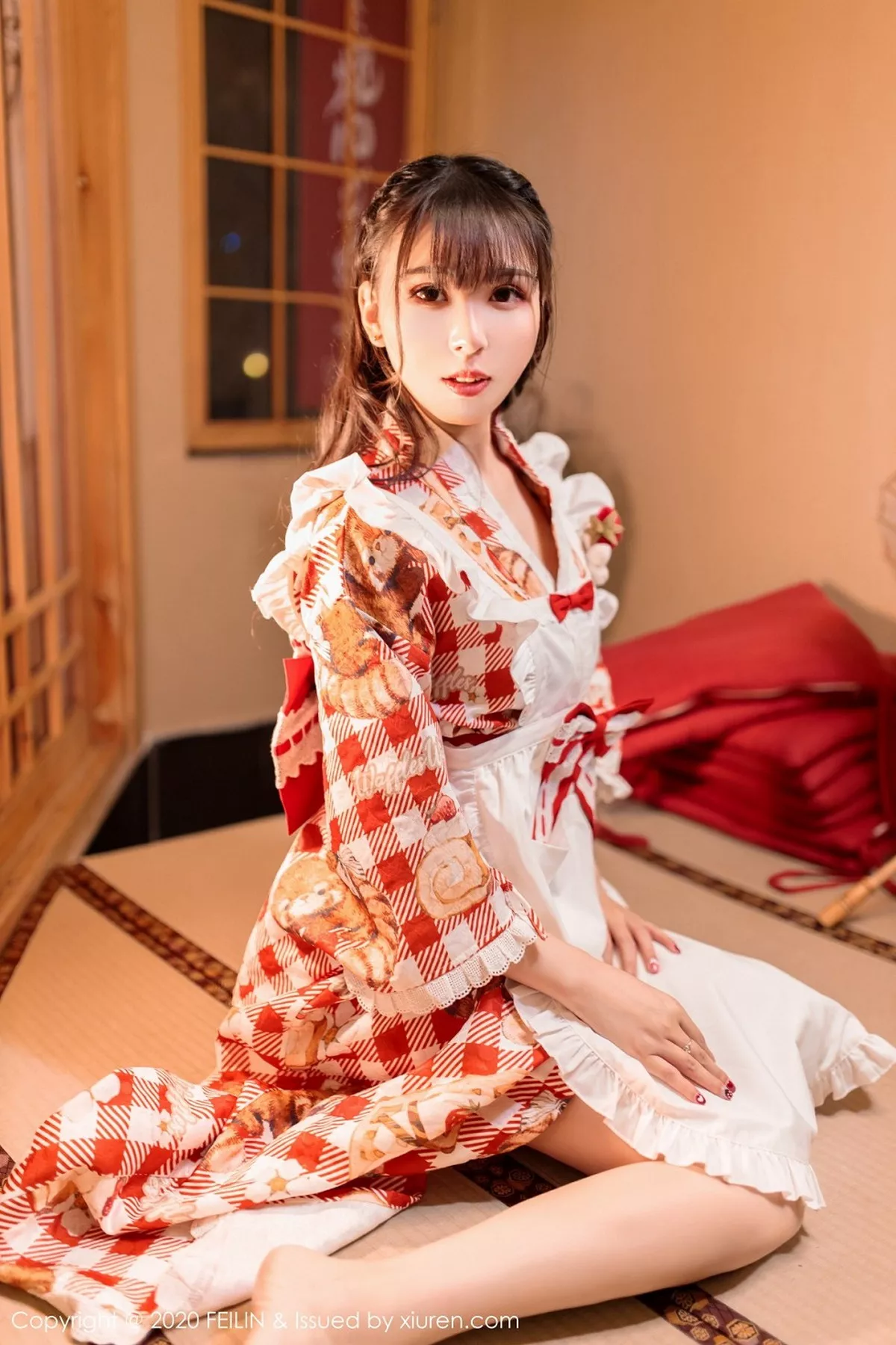 秀人集.com_[FeiLin嗲囡囡]VOL.360_嫩模小波多私房日系风团花锦簇半脱秀凹凸身材诱惑写真50P