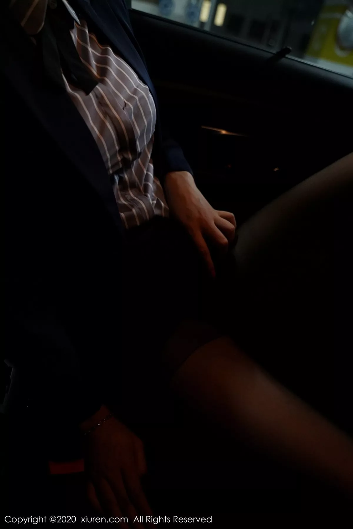 秀人集.com_[XiuRen秀人网]No.2784_嫩模方子萱职场秘书OL主题私房半脱露性感黑色内衣秀高挑身材写真81P