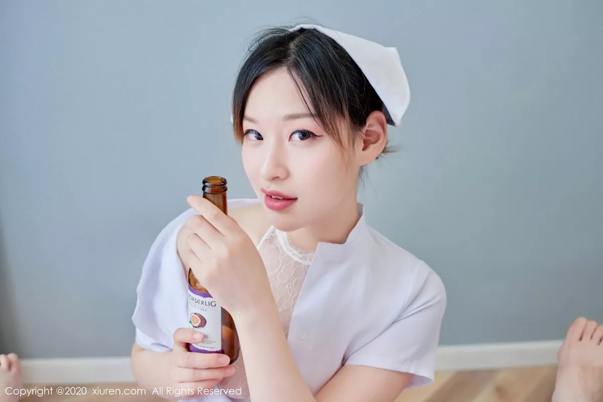 秀人集.com_[XiuRen秀人网]No.2789_嫩模范京宜生活体验超薄无内白丝裤袜秀惹火身材撩人诱惑写真45P