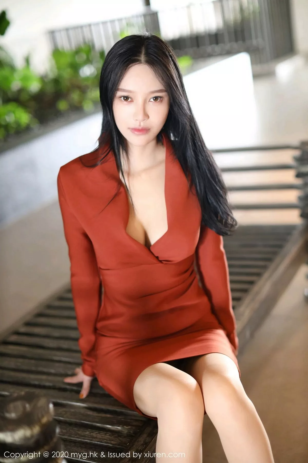 秀人集.com_[MyGirl美媛馆]Vol.458_嫩模唐琪儿私房红色长裙OL风格主题肉丝裤袜秀美腿诱惑写真70P