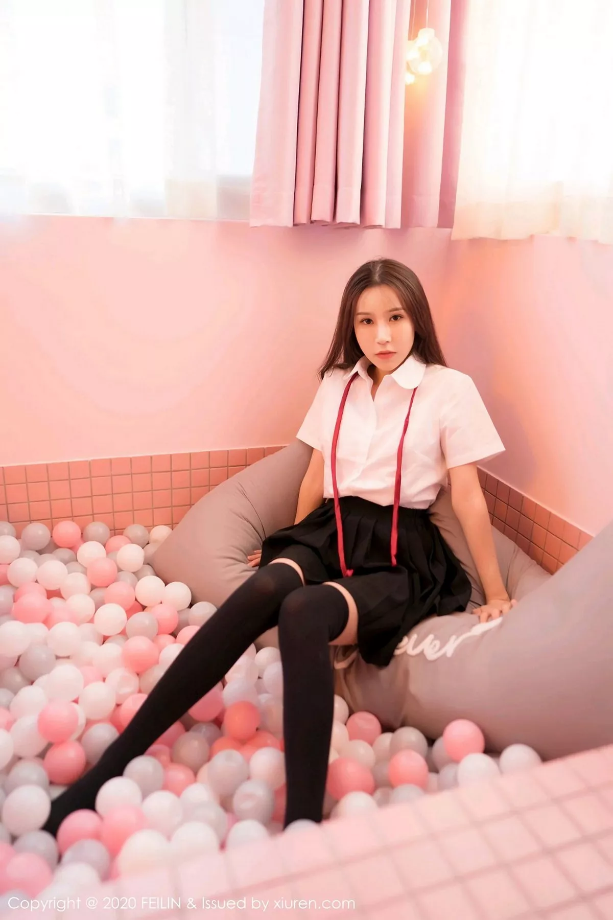 秀人集.com_[FeiLin嗲囡囡]VOL.361_嫩模苻苓私房波波池性感JK制服半脱露火辣身材诱惑写真59P