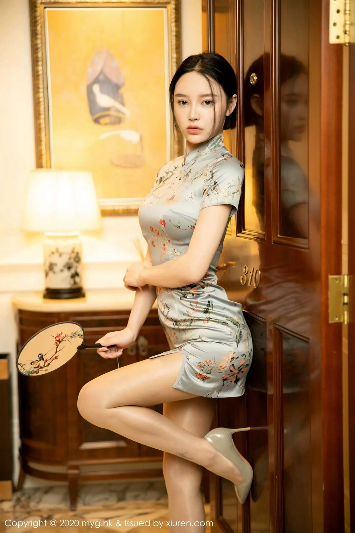 秀人集.com_[MyGirl美媛馆]Vol.473_女神唐琪儿床上古典婀娜旗袍配肉丝裤袜撩人姿势诱惑写真148P