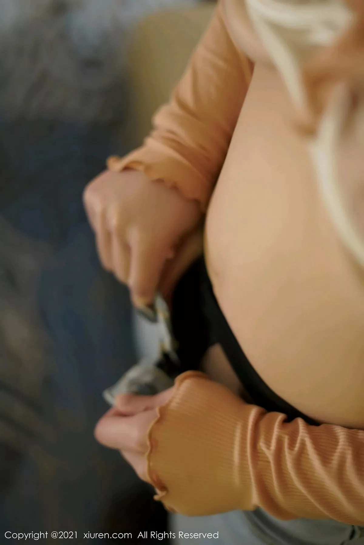 秀人集.com_[XiuRen秀人网]No.2994_嫩模fairy如歌私房紧身内衣主题脱牛仔裤露凹凸身材撩人诱惑写真70P