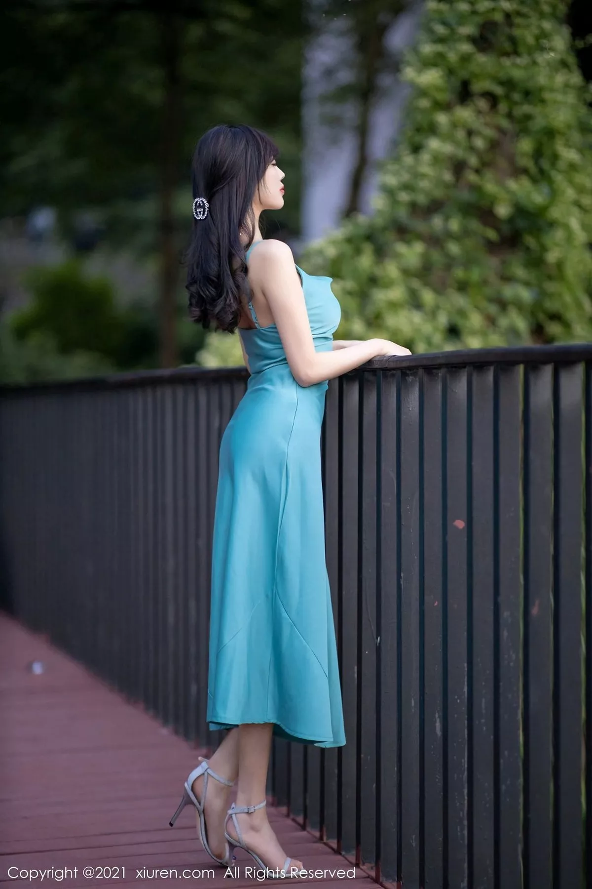 秀人集.com_[XiuRen秀人网]No.2997_女神杨晨晨sugar私房典雅吊裙配蕾丝腿袜半撩秀翘臀诱惑写真67P