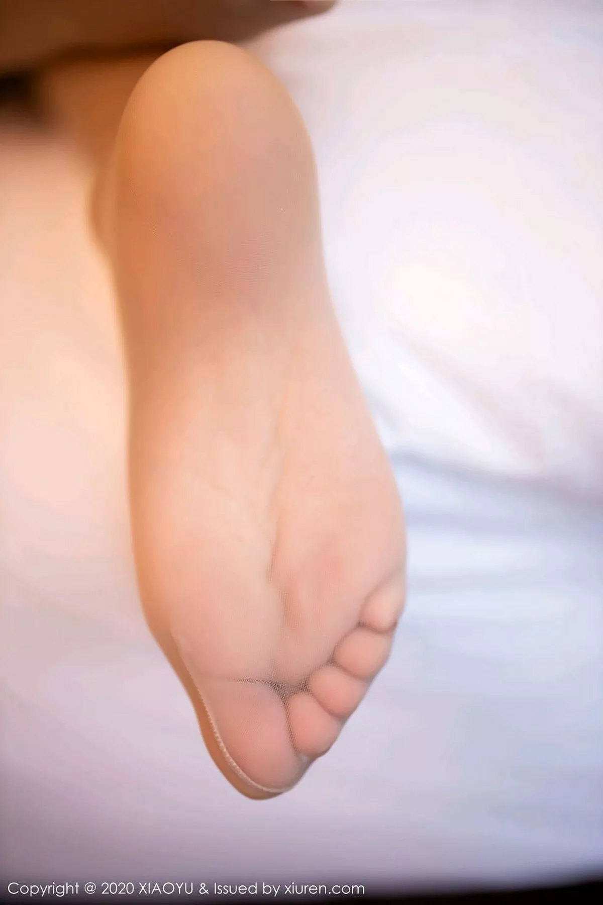 秀人集.com_[XiaoYu画语界]Vol.435_女神冯木木LRIS粉色典雅吊裙半撩露无内肉丝裤袜撩人诱惑写真75P