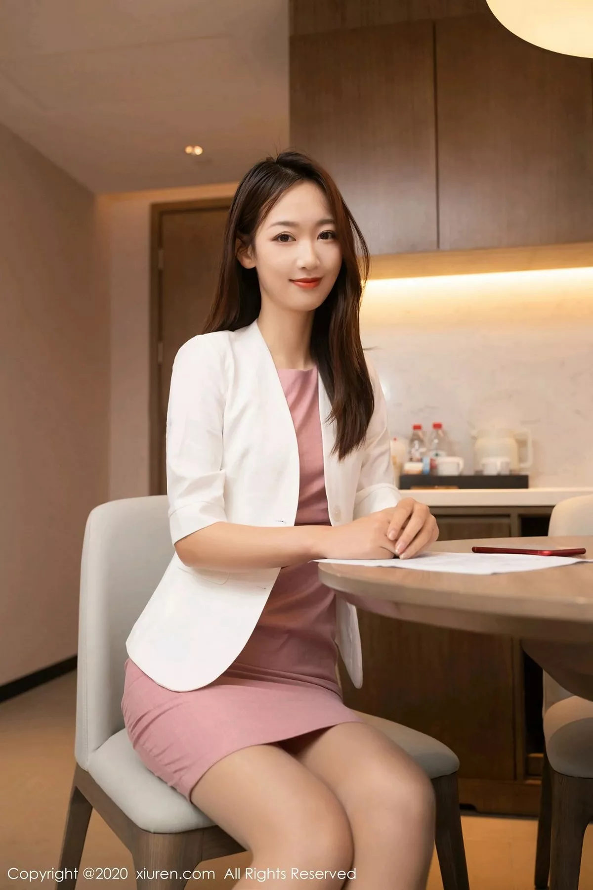 秀人集.com_[XiuRen秀人网]No.2927_嫩模唐安琪性感粉色连身裙配肉丝裤袜半脱秀翘臀撩人诱惑写真78P