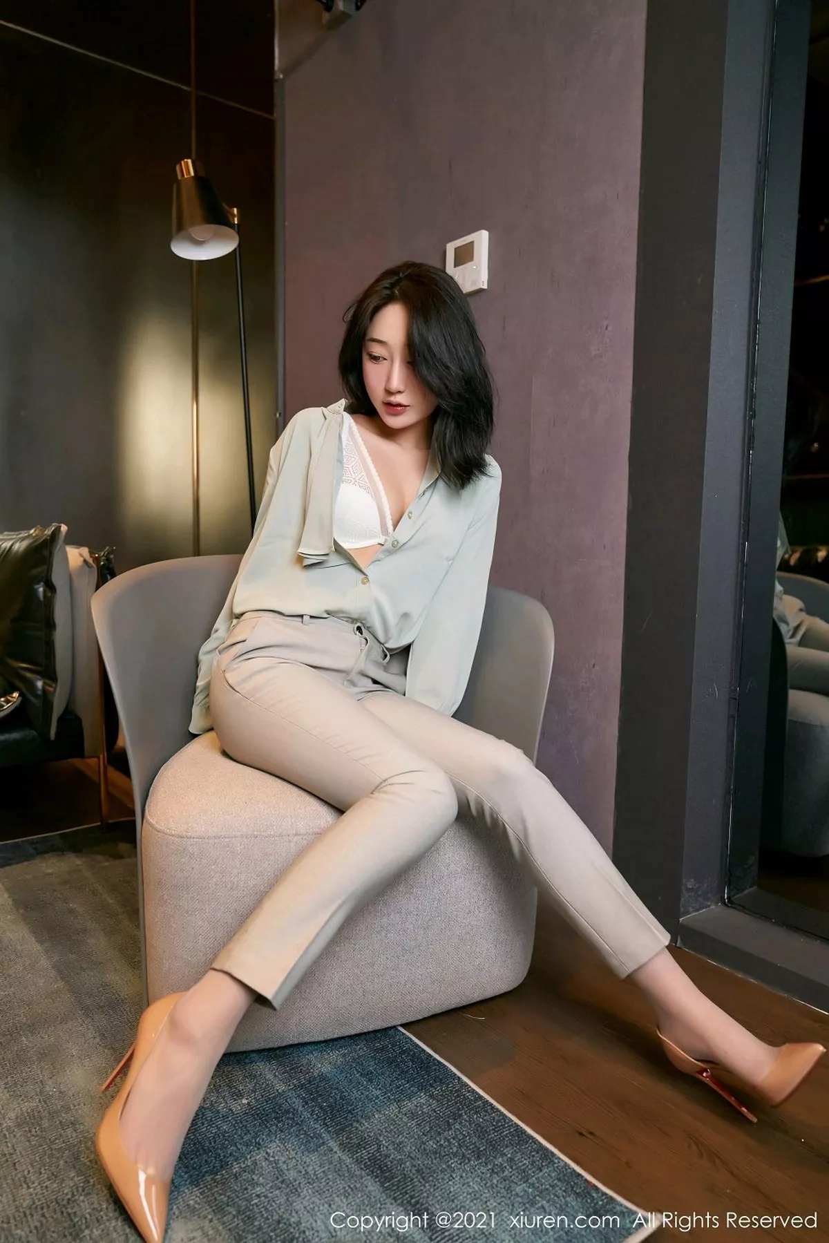 秀人集.com_[XiuRen秀人网]No.3009_嫩模九月生秘书职业装主题私房半脱露性感内衣完美诱惑写真100P