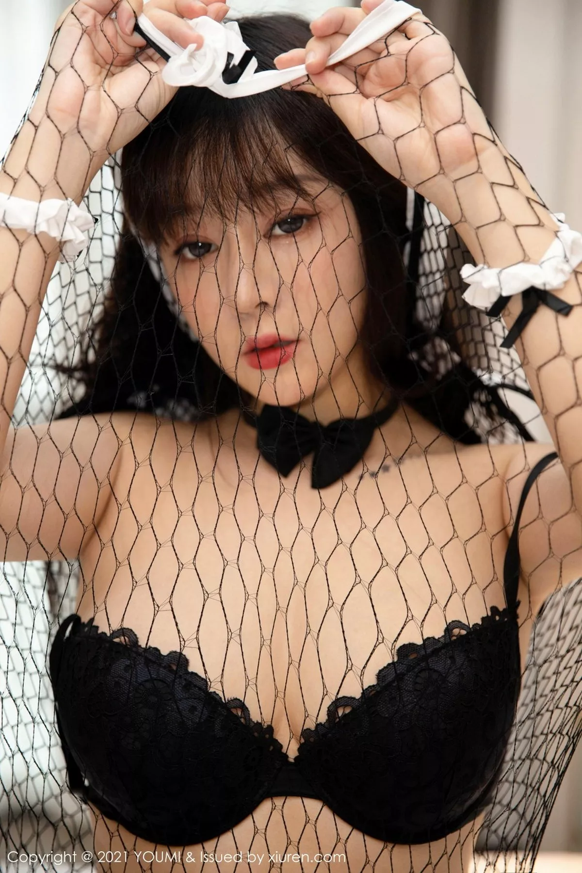 秀人集.com_[YouMi尤蜜荟]Vol.593_女神王雨纯黑色网格情趣内衣配黑丝裤袜秀豪乳翘臀诱惑写真48P