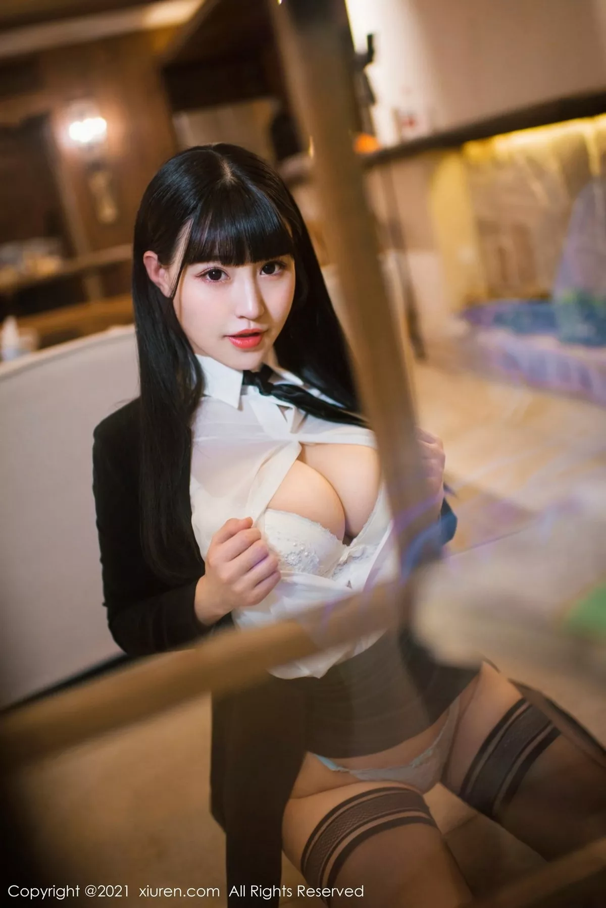 秀人集.com_[XiuRen秀人网]No.3038_女神朱可儿Flower图书馆主题脱白衬衣露完美身材撩人诱惑写真45P