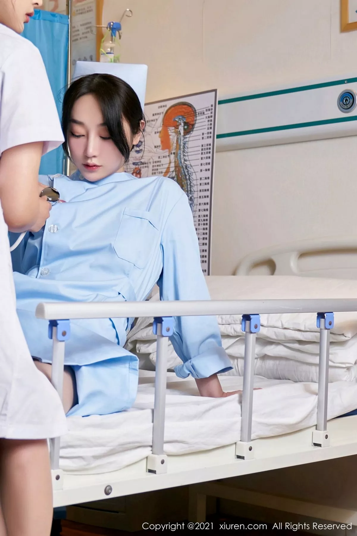 秀人集.com_[XiuRen秀人网]No.3060_嫩模九月生＆林子欣心愿旅拍医生护士剧情主题床上撩人诱惑写真85P