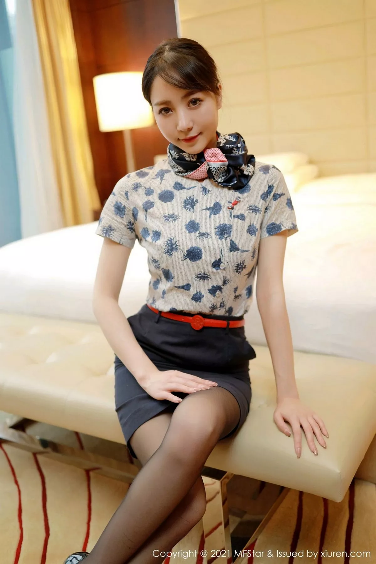 秀人集.com_[MFStar模范学院]Vol.450_嫩模水水er私房空姐制服半脱露翘臀情趣捆绑极致诱惑写真60P