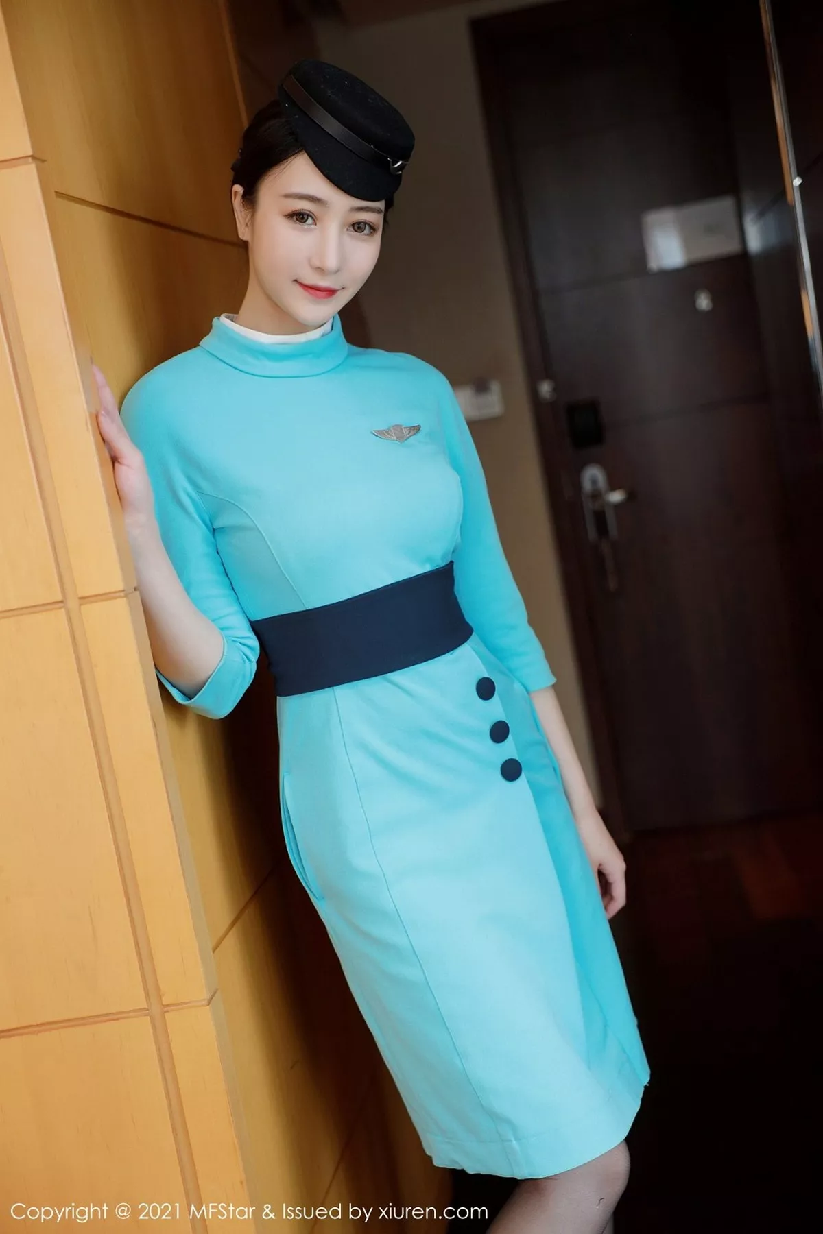 秀人集.com_[MFStar模范学院]Vol.455_嫩模水水er私房脱典雅空姐制服露黑丝裤袜秀翘臀诱惑写真68P