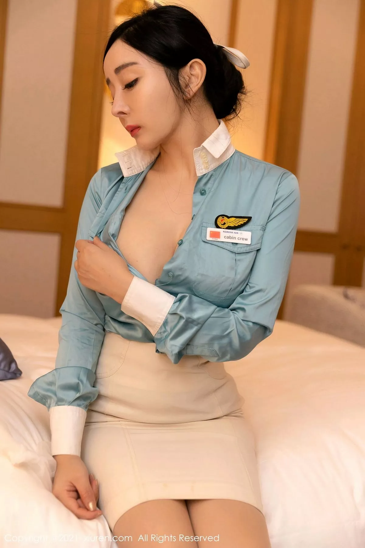 秀人集.com_[XiuRen秀人网]No.3014_嫩模允爾厦门旅拍空姐剧情主题私房脱衣露火辣身材诱惑写真84P