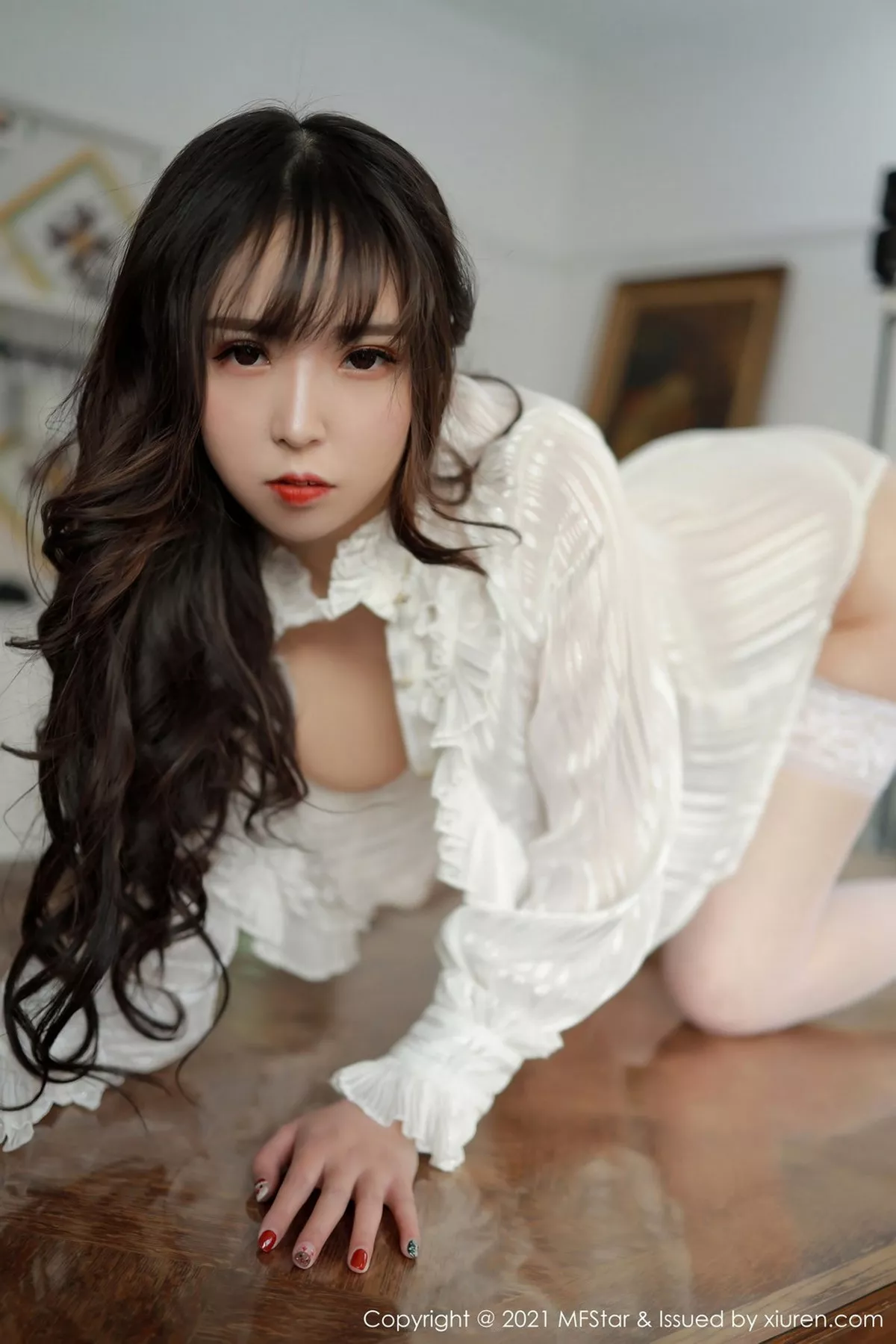 秀人集.com_[MFStar模范学院]Vol.442_嫩模小波多私房真空透视服饰配白色蕾丝袜完美诱惑写真49P