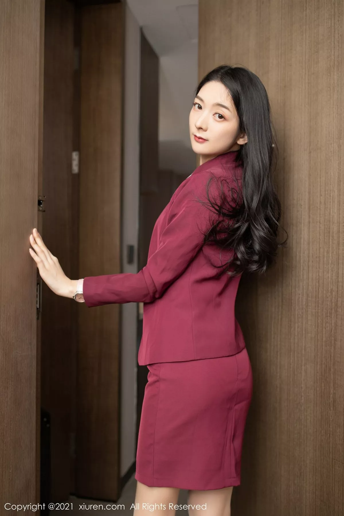 秀人集.com_[XiuRen秀人网]No.3092_女神Angela小热巴末班地铁场景主题开档肉丝露蕾丝内裤诱惑写真87P