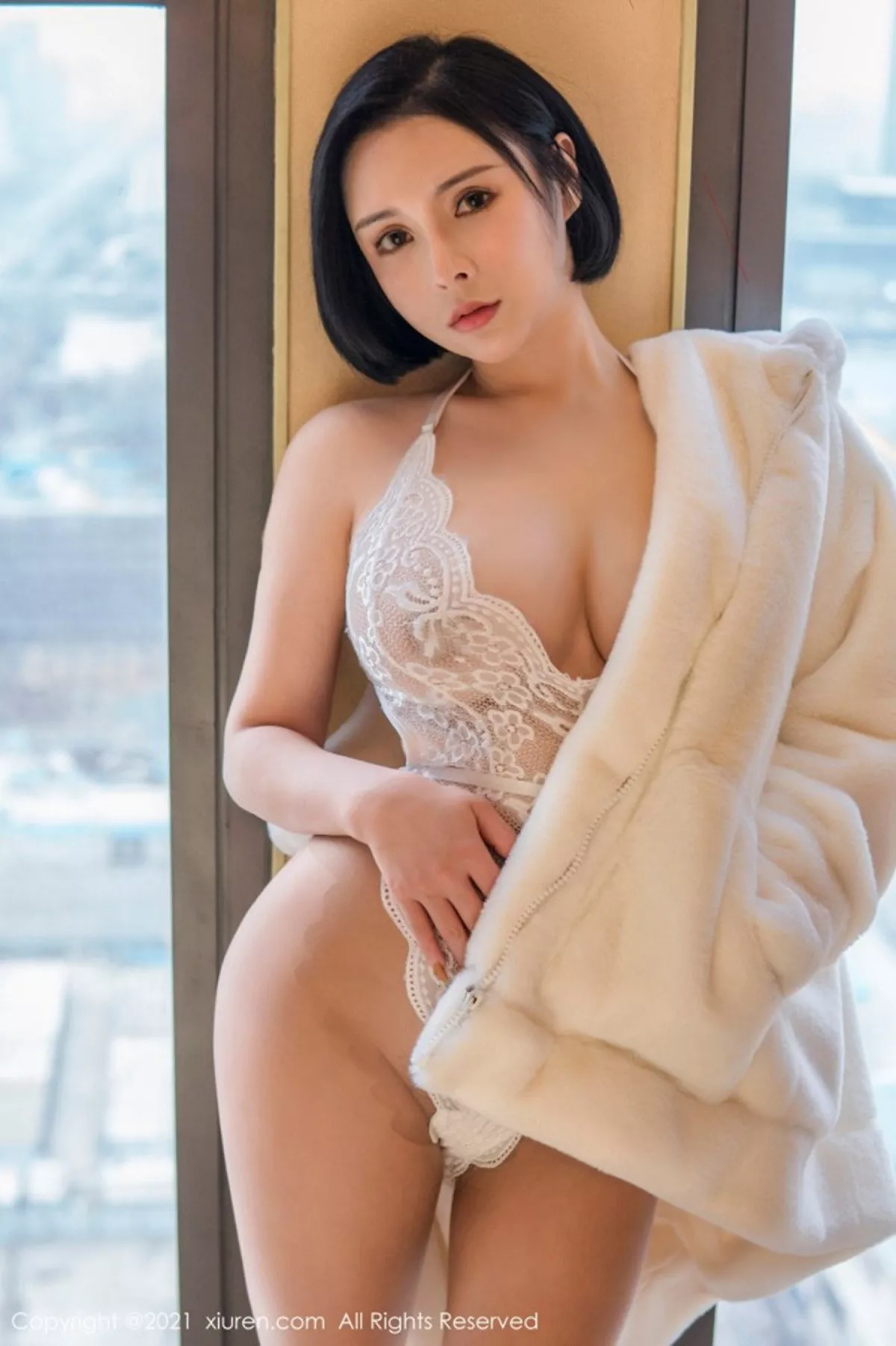 秀人集.com_[XiuRen秀人网]No.3138_豪乳御姐韩珊珊私房白色缕空连体内衣配肉丝裤袜惹火诱惑写真49P